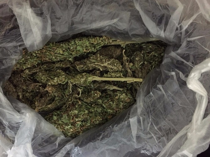 Jandarma’dan Kemer’de uyuşturucu operasyonu