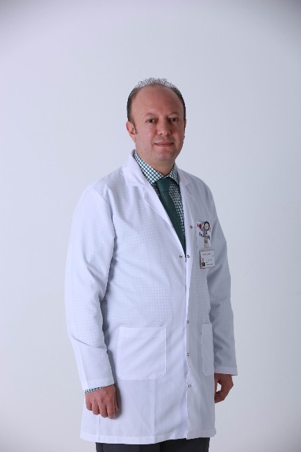 Kalp ameliyatlarında küçük kesiyle enfeksiyon riski düşüyor