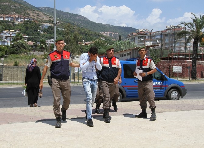 Kapkaç zanlısı Jandarma'dan kaçamadı