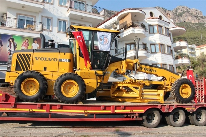 Kaş Belediyesinden yollar için büyük yatırım