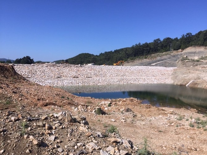 Kaş İkizce  Barajı  inşaatı devam ediyor