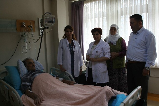 Kasıktan Kalbe Girdiler