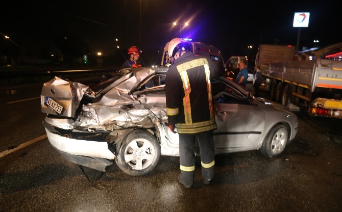 Kemer takmadı yan koltuğa fırladı