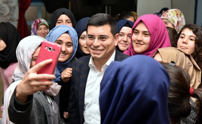 Kepez Belediyesinden Kızlara Pozitif Ayrımcılık