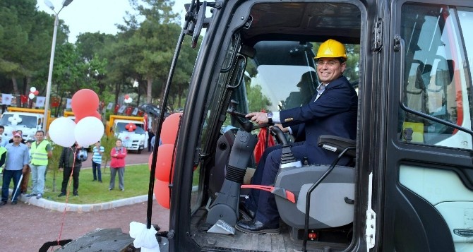 Kepez Belediyesi’ne 6 milyon TL değerinde 38 yeni araç