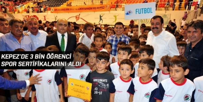 Kepez’de 3 bin öğrenci spor sertifikalarını aldı