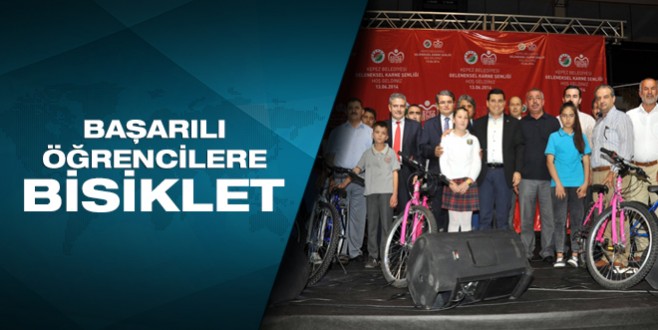 Kepez'in başarılı öğrencileri ödüllendiriliyor