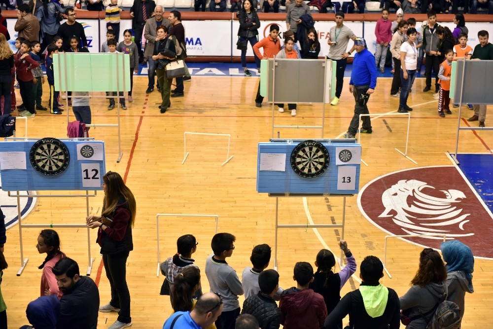 Kepez’de dart turnuvası