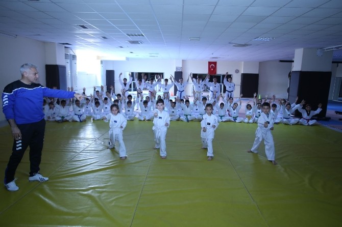 Kepez’de Kuşak Sınavı