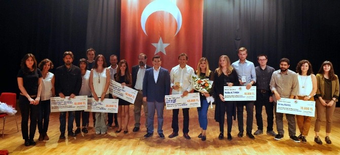 Kepez’de Simge Eserin Ödülleri Verildi