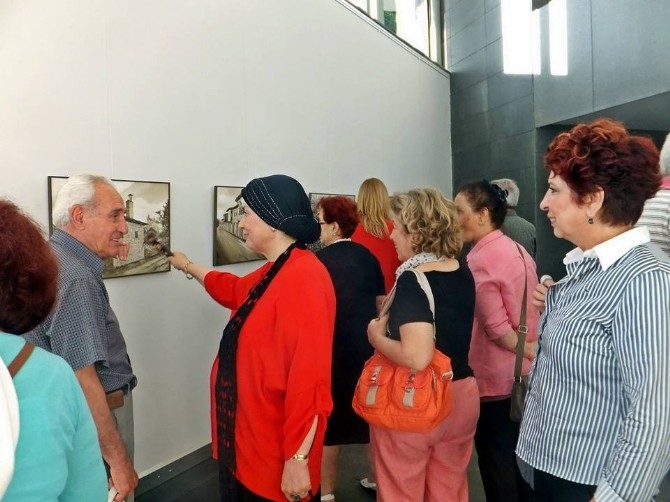 “Kerpiç Evler”, sanatseverlerin beğenisine sunuldu