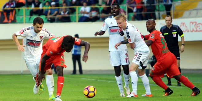 Keyifli bir maç izlettiler