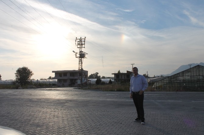 Kırılan güneş ışığının muhteşem görüntüsü