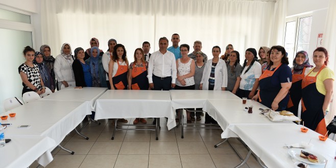 Konuksever’de kurslara mola