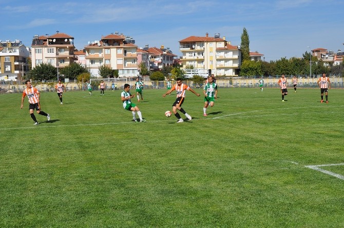 Korkuteli Belediyespor, Finike Belediyespor’u Mağlup Etti