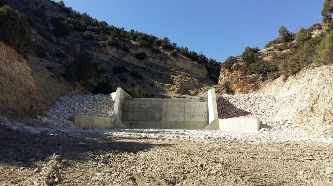 Korkuteli Bingeçit Deresinin altın kelepçesi tamamlandı