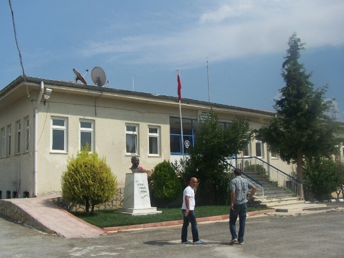 Korkuteli Bölge trafik istasyonu binasında onarım çalışmaları başladı