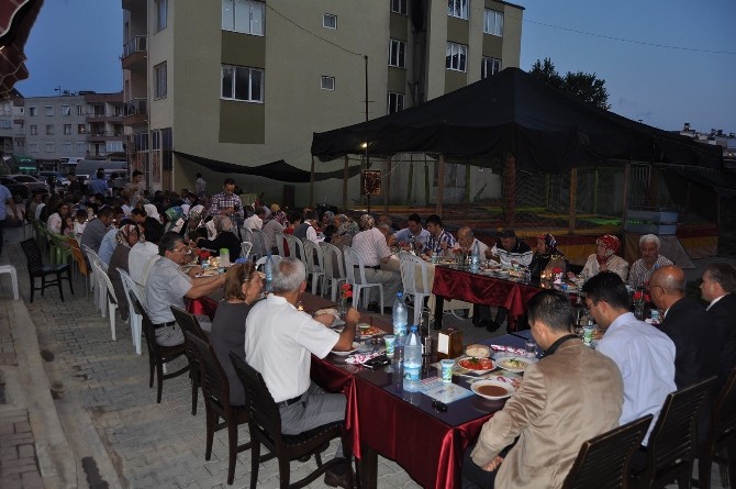Korkuteli Kaymakamlığı şehit aileleri ve gazileri iftarda ağırladı