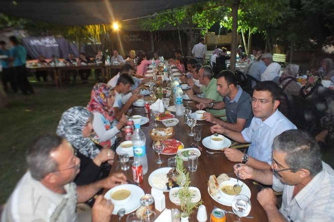 Korkuteli Kaymakamlığından şehit ve gazi ailelerine iftar