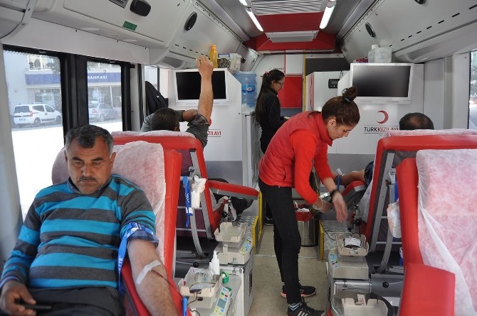 Korkuteli’de 2 günde 150 ünite kan bağışı