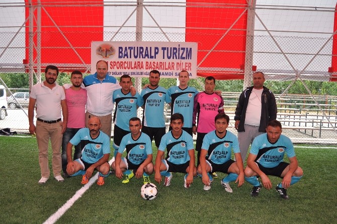 Korkuteli’de Halı Saha Futbol Turnuvası başladı