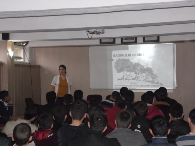 Korkuteli'nde öğrencilere tütün ve zararları anlatıldı