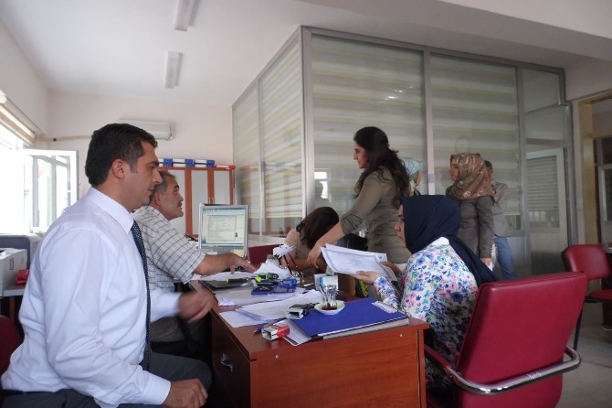 Korkuteli'nde öğretmen kadrosuna başvuru işlemleri devam ediyor