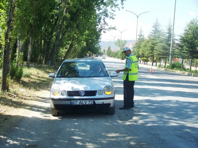 Korkuteli'nde trafik uygulaması yapıldı