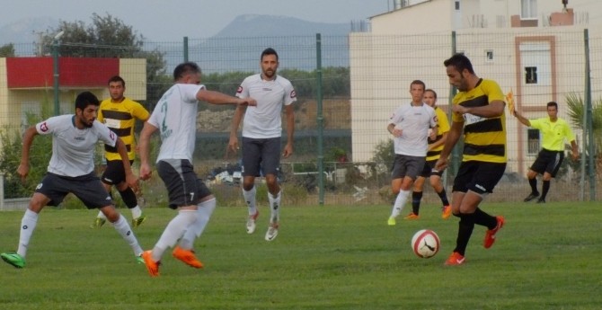 Korkutelispor Kınıkspor hazırlıklarına devam ediyor