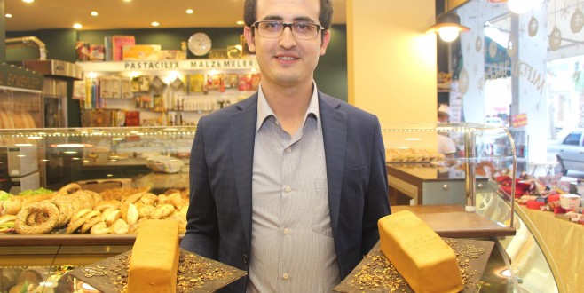Külçe altın şeklinde pasta