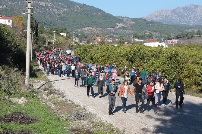 Kumluca’da Adrasan Yürüyüşüne Bin Kişi Katıldı