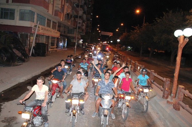 Kumluca’da şehitlere saygı konvoyu