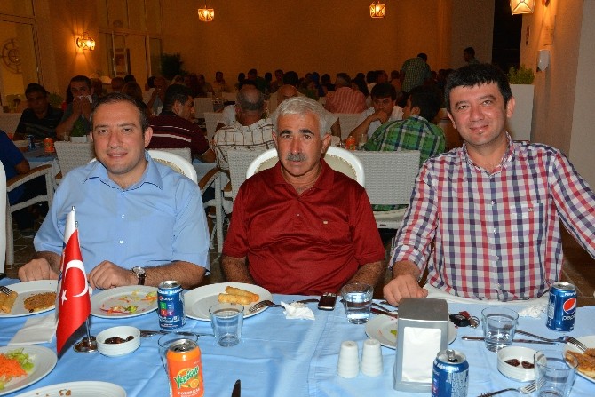 KUTSO Üyeleri iftar yemeğinde bir araya geldi