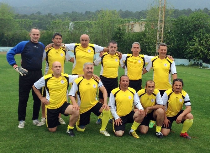 Maçın galibi Side Masterler oldu