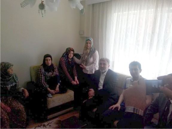Madencinin evine taziye ziyareti