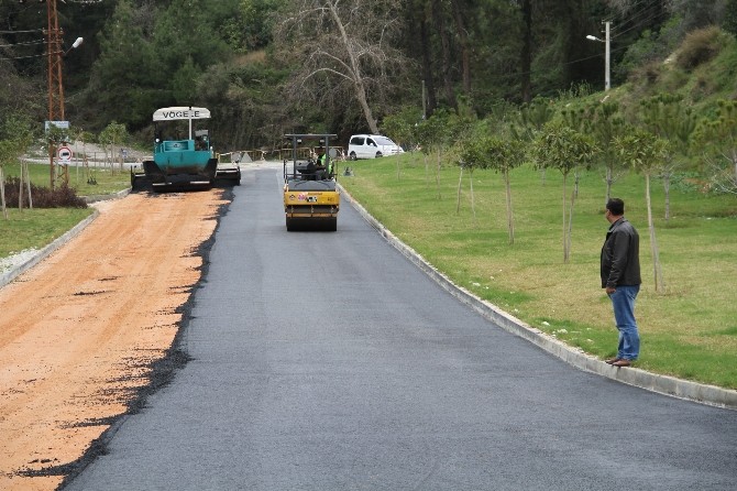 Mamadı mevkinde sıcak asfalt çalışması yapıldı