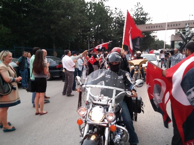 Mamak cezaevinde tahliyeler başladı