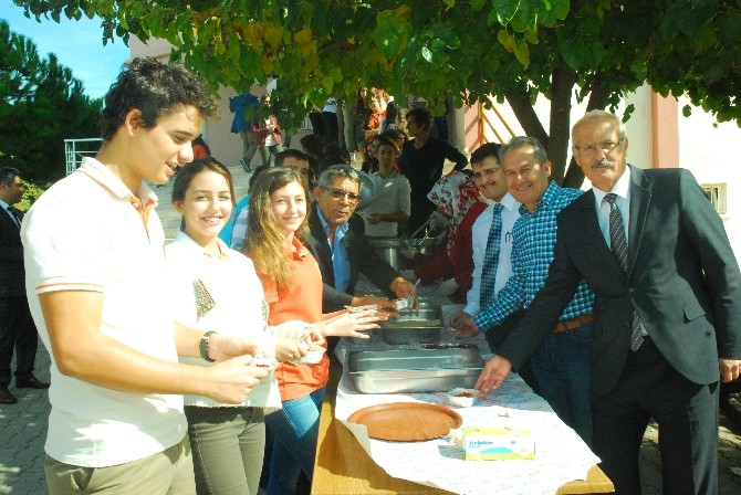 Manavgat Anadolu Lisesi’nden geleneksel aşure günü