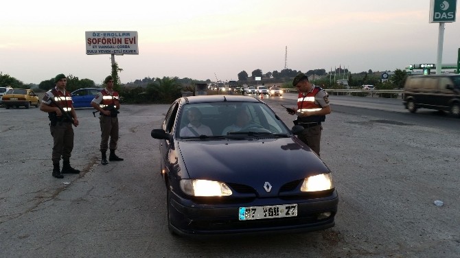 Manavgat Jandarma’dan köpekli huzur operasyonu