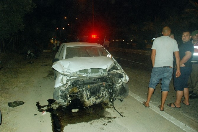Manavgatta  trafik Kazası : 2 yaralı