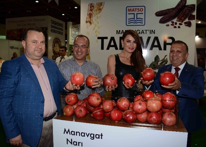 MATSO Standını Aysu Baceoğlu ve Fulden Uras ziyaret etti