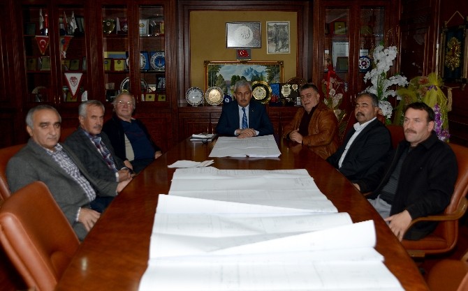 Mavikente yapılacak camii için toplantı