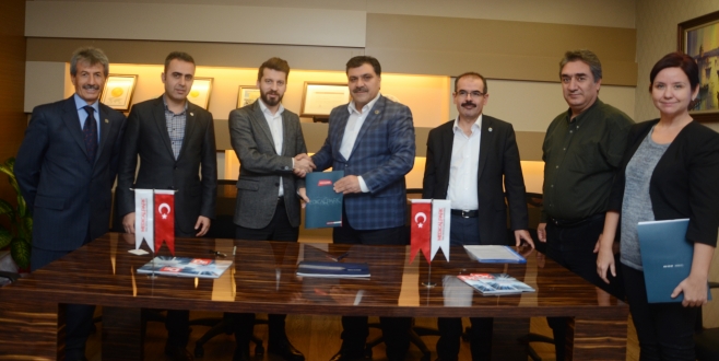 Memur-Sen Medical Park Hastanesi ile indirim anlaşması imzaladı