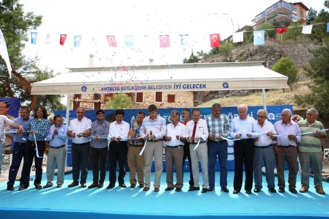 Menderes Türel Akseki’ye çıkarma yaptı