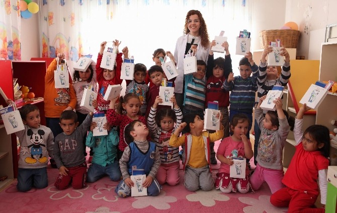 Miniklere diş sağlığının önemi anlatıldı