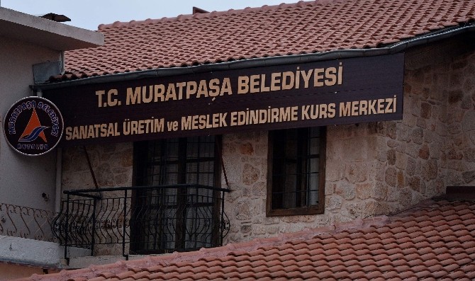 Muratpaşa Belediyesi'nden tarihi mekanlarda Müzik Kursu