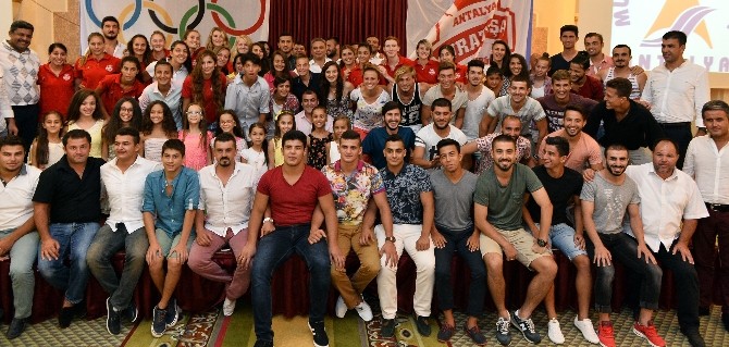 Muratpaşa Spor Kulübü’ne 20’nci yıl kutlaması