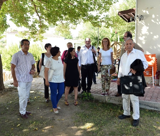 Muratpaşa Yaşlıevine Almanlardan tam not