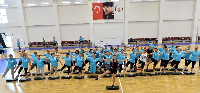 Muratpaşa'da step ve plates'e yoğun ilgi