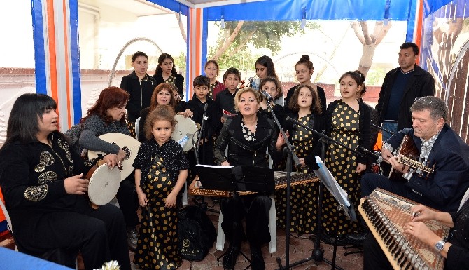 Muratpaşa’da Yaşlılara Eğlence